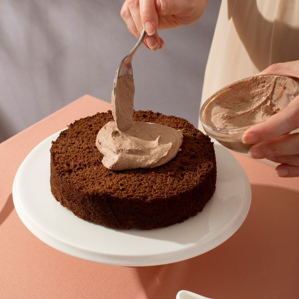 Monte seu bolo de aniversário na Lilen Patisserie - escolha o recheio