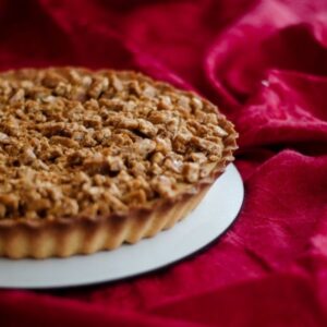 Nossa torta maravilhosa de Mousse de Doce de Leite e Praliné de Amendoim